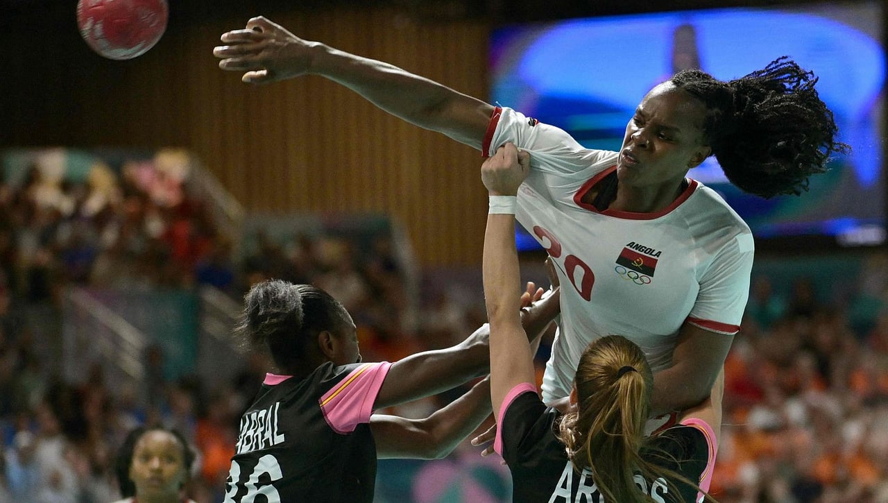 Angola 26-21 España: Las Guerreras se meten en un lío
