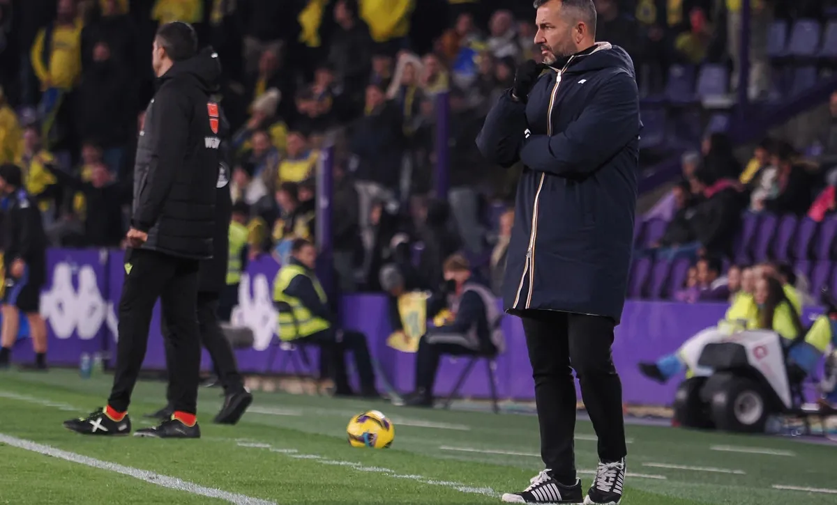 Diego Martínez penaliza a Las Palmas