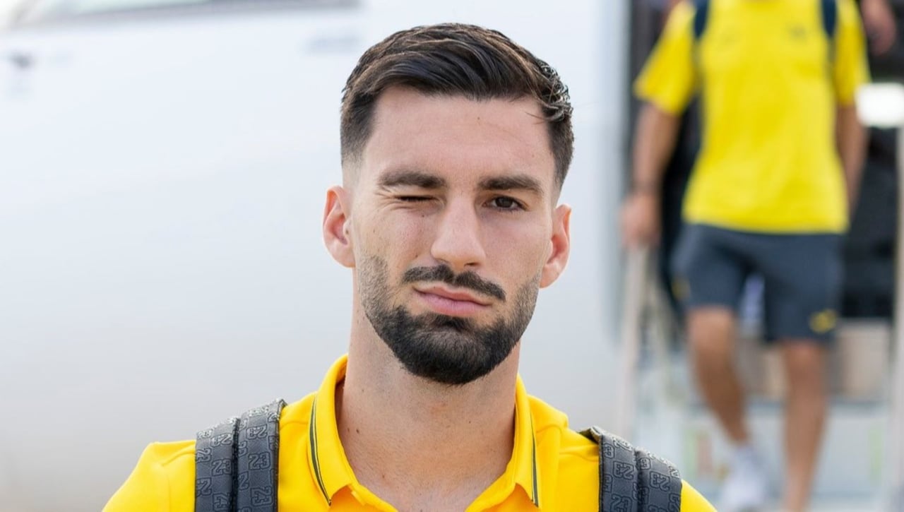 Álex Baena no se muerde la lengua: contundente respuesta después de que den su fichaje por hecho