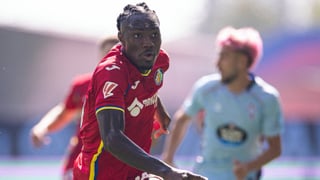 Christantus Uche, otra vez