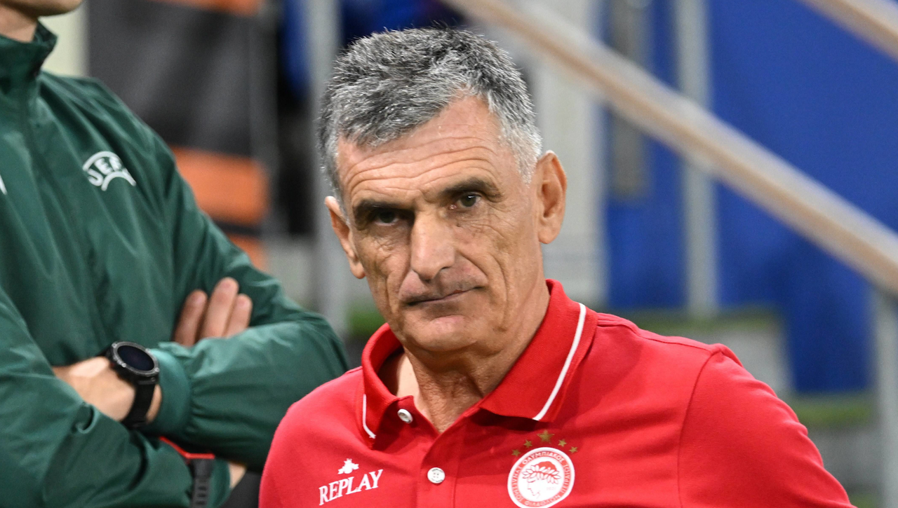 Mendilibar dirige a Olympiacos, elegido equipo revelación en los Globe Soccer Awards 2023