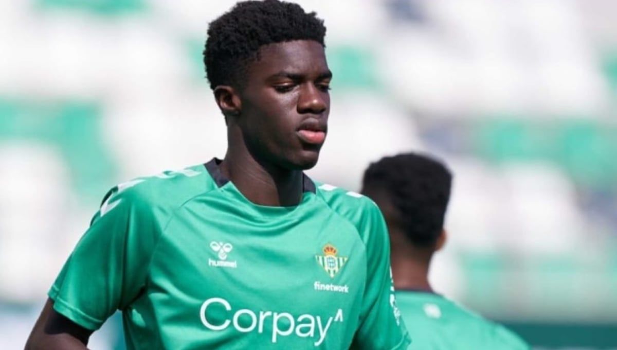 Pellegrini tiene un premio para Assane, la nueva perla del Betis, y un mensaje de esperanza para Raúl