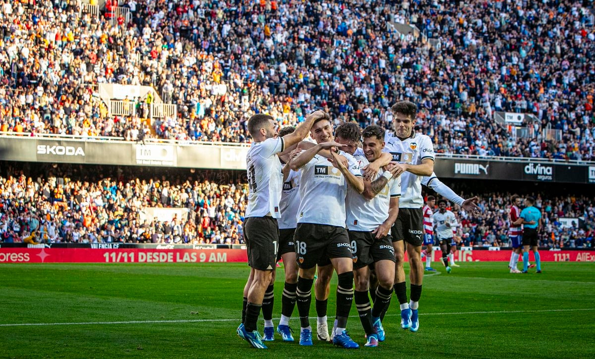 Valencia - Barcelona: horario, canal y dónde ver por TV y online hoy el partido de LaLiga EA Sports