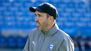 Coudet, entrenador del Alavés, sobre el Valencia: "Ante cualquier ruido para bien o para mal se arma un poco de lio"