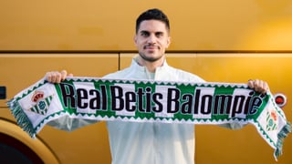 Bartra anuncia su vuelta al Betis apuntando a lo más alto: "En LaLiga y en la Europa League" 