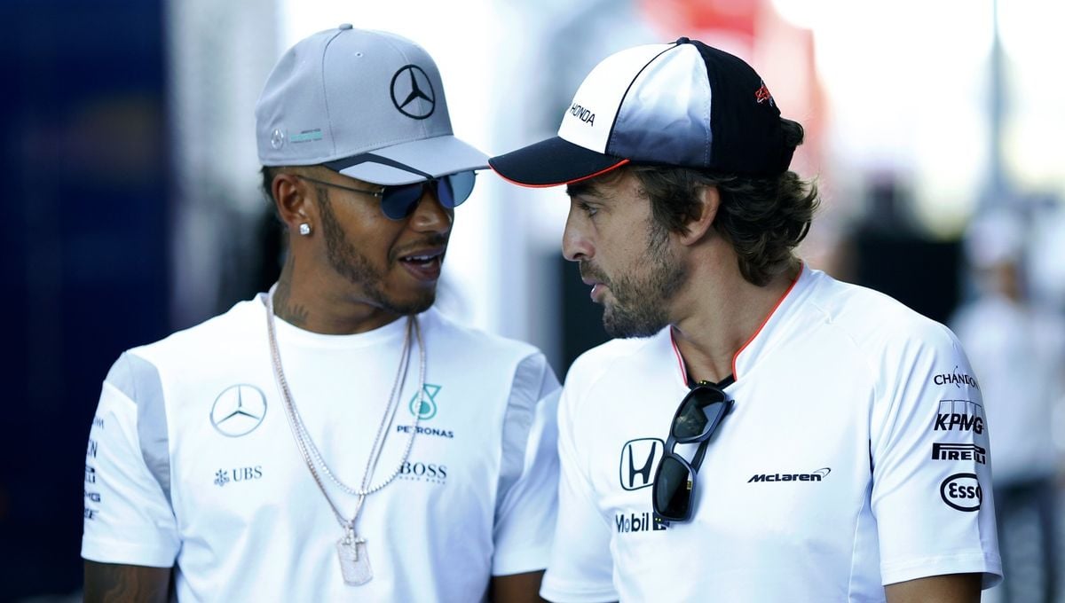 Hamilton vuelve a responder a Fernando Alonso: "Me hace reír"