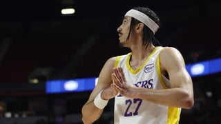 El Valencia Basket ficha de urgencia