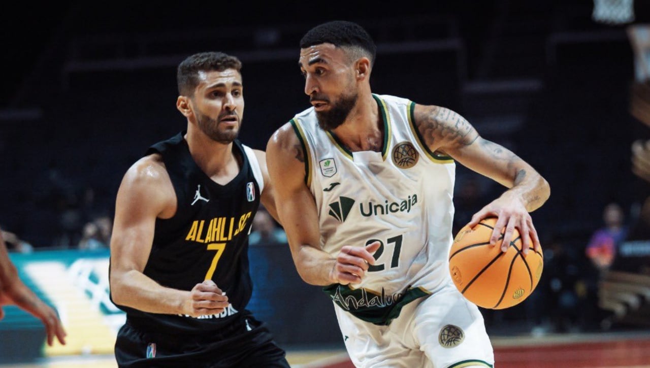 El Unicaja da el primer golpe