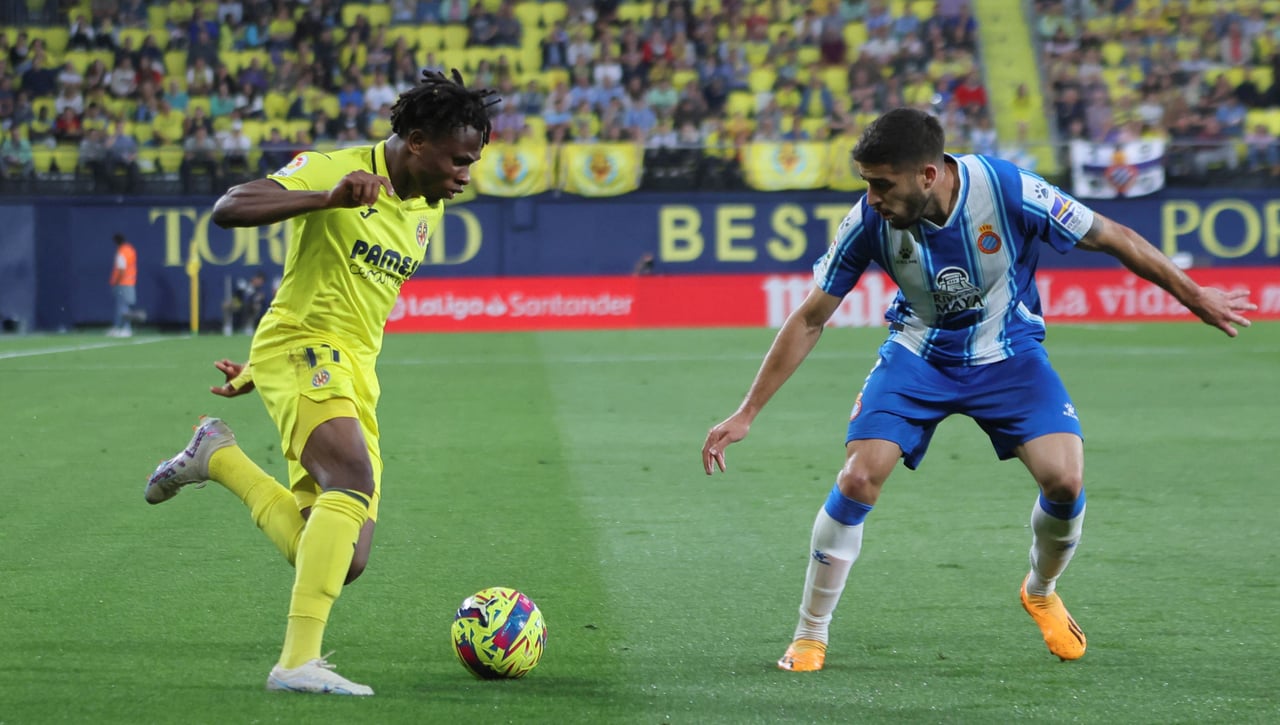 El gesto con aroma a despedida de Samu Chukwueze