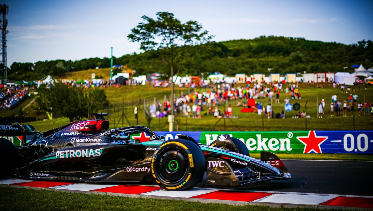 Mercedes se salta las normas y la FIA les da un ultimátum