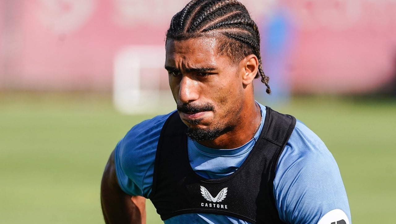 Badé le cambia la cara al Sevilla 