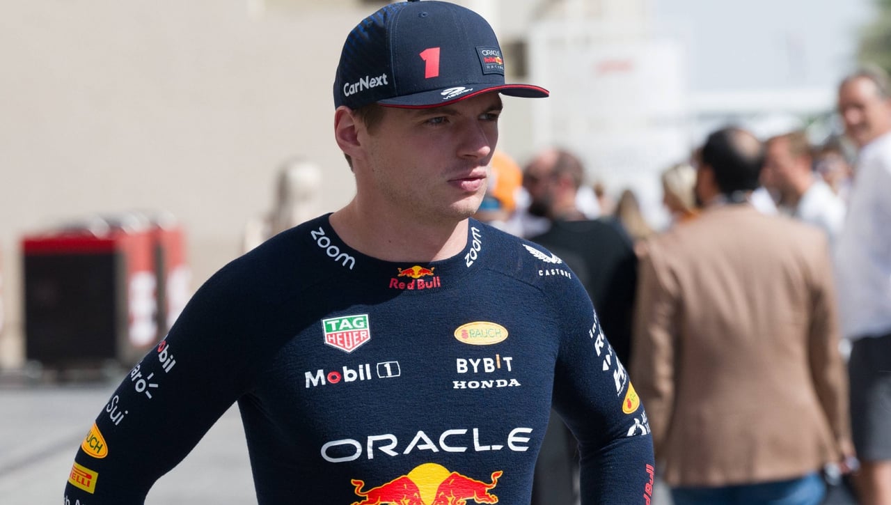 Mercedes apunta a Max Verstappen