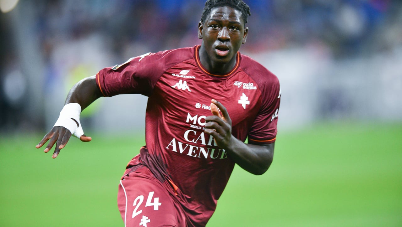 Apuesta millonaria de Emery por un talento de tan solo 16 años: 12 'kilos' por Madjo para su llegada al Aston Villa