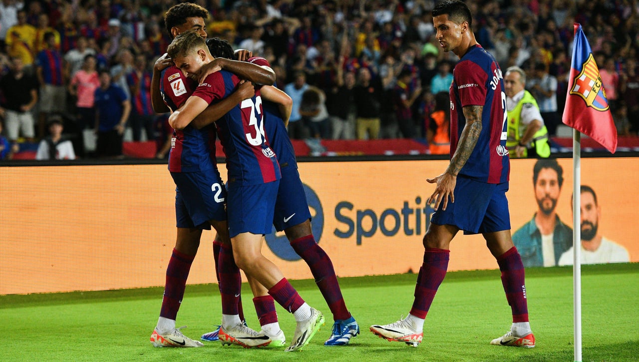 El Milan quiere desarmar la defensa del Barcelona