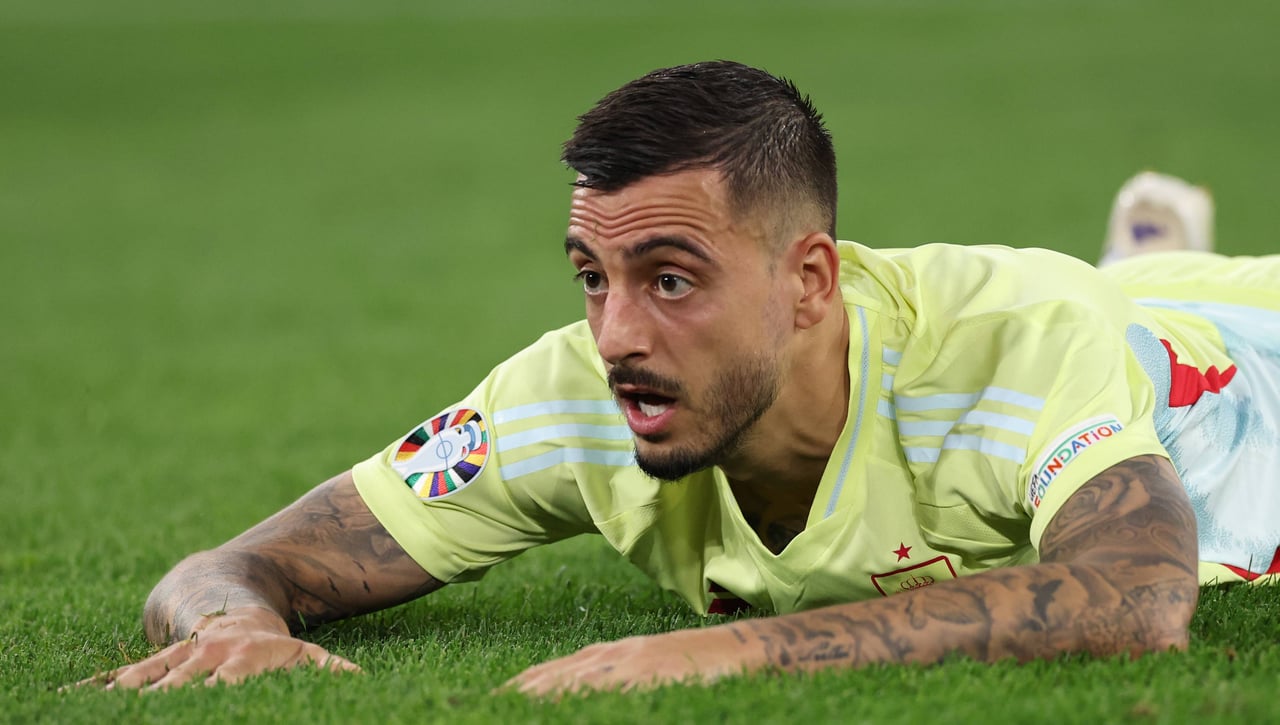 A Joselu le aparece un problema de última hora