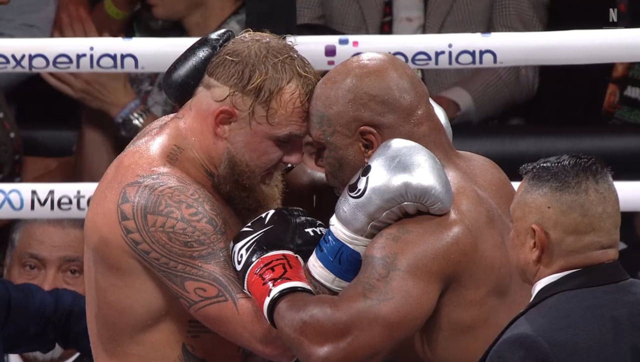 Jake Paul le perdona la vida a un decepcionante Mike Tyson