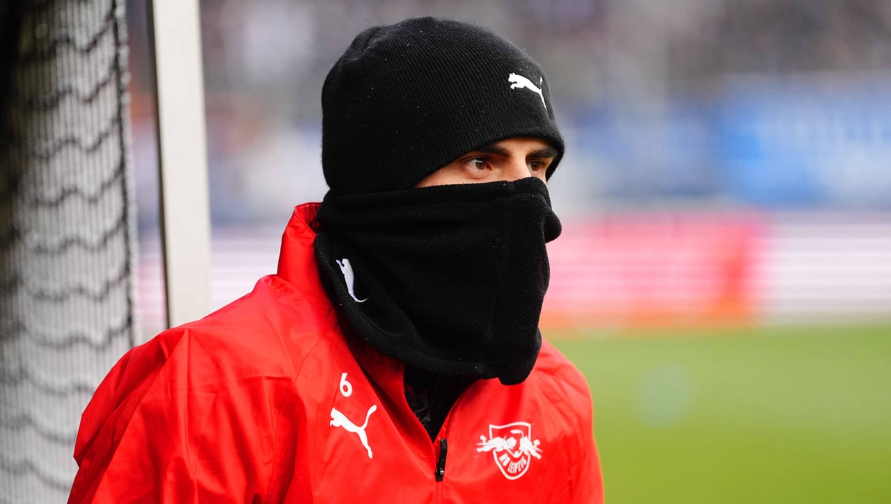 Eljif Elmas, uno de los favoritos para reforzar el centro del campo del Valencia