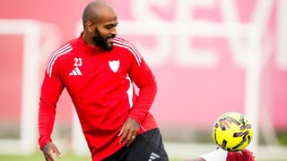 Parte médico oficial de Marcao: lesión y tiempo de baja estimado para el central del Sevilla FC 