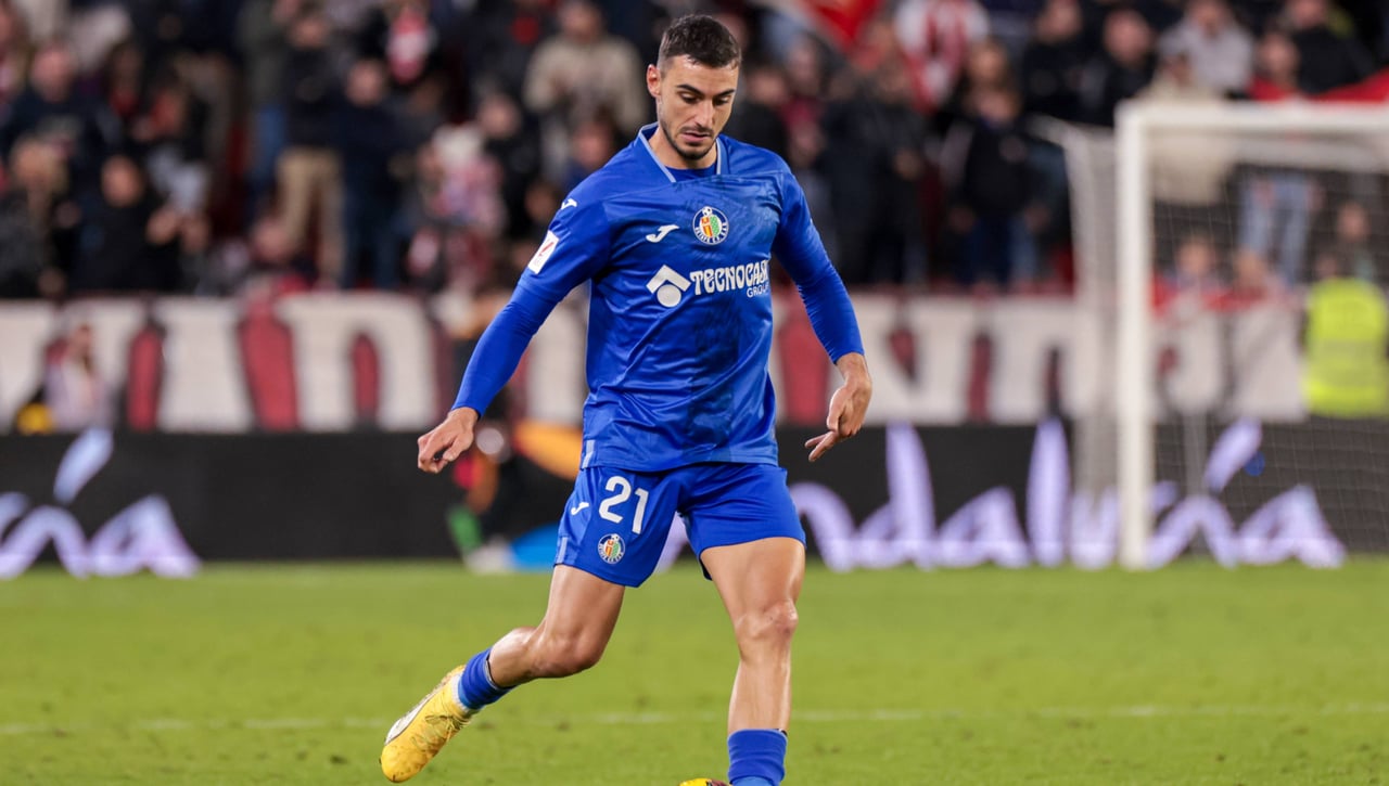 El Sevilla ultima el fichaje de Juan Iglesias, defensor del Getafe, como agente libre