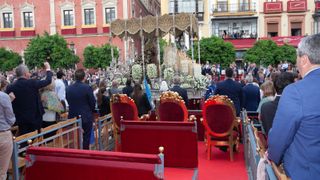 Cerca de 40 denuncias por presuntos fraudes en las sillas de la carrera oficial de la Semana Santa de Sevilla