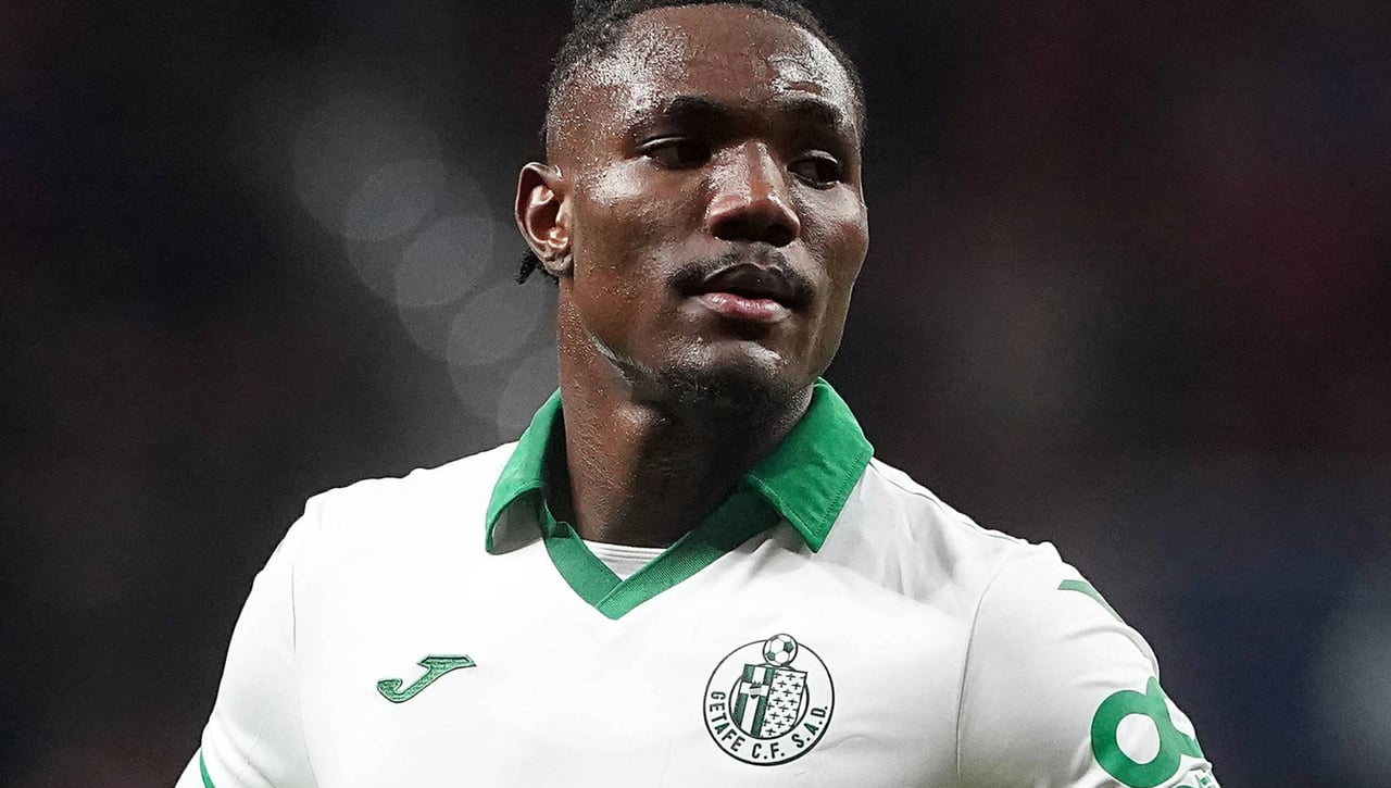 La contratación de Christantus Uche, más cerca