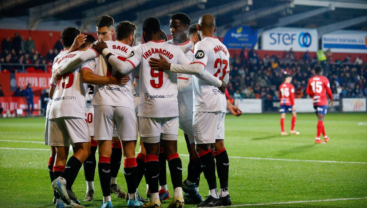 Olot 1-3 Sevilla: Álvaro Fernández, Castrín y la pegada despejan las dudas