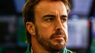 A Fernando Alonso se le abre otra puerta y ya ni Mercedes la niega