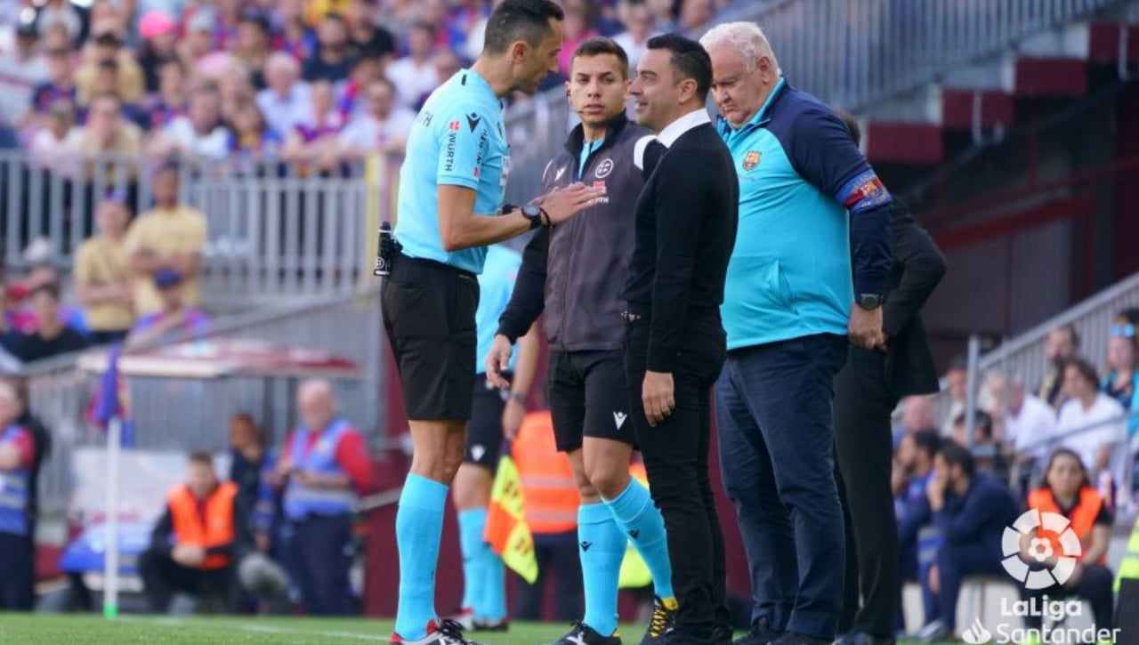 Xavi da opciones al Real Madrid