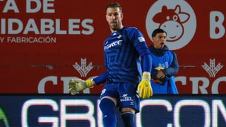 Adrián San Miguel, el salvador del Real Betis en Murcia, se reivindica ante las críticas: "Para eso está el portero también"