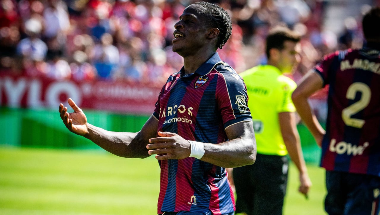 Etta Eyong, bajo la sombra de Mbappé