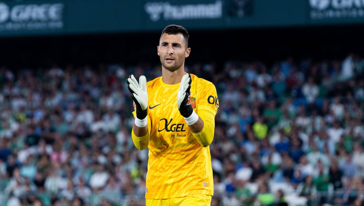 Otro portero más para el Betis 25/26