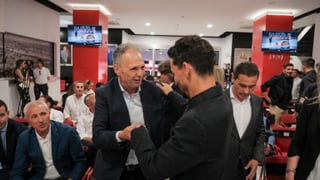 Polémica por el primer encargo a Joaquín Caparrós