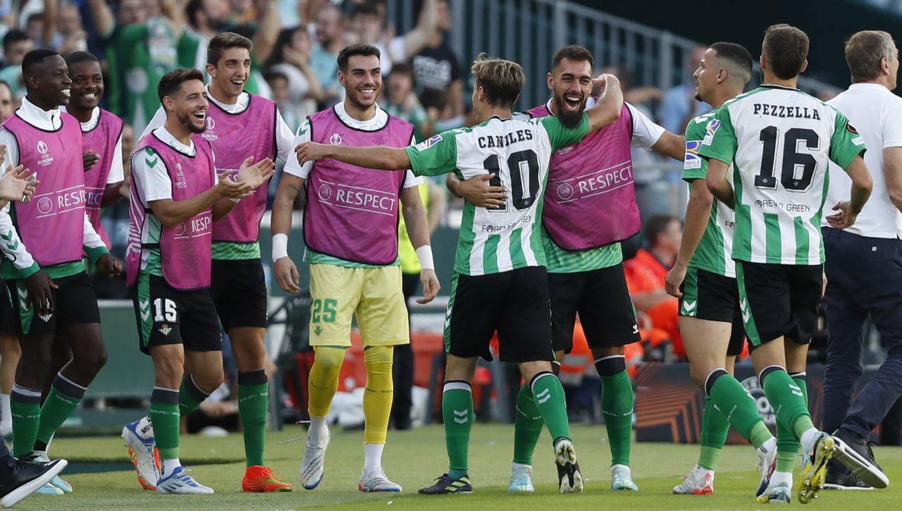 La lista de convocados del Betis para recibir al Almería