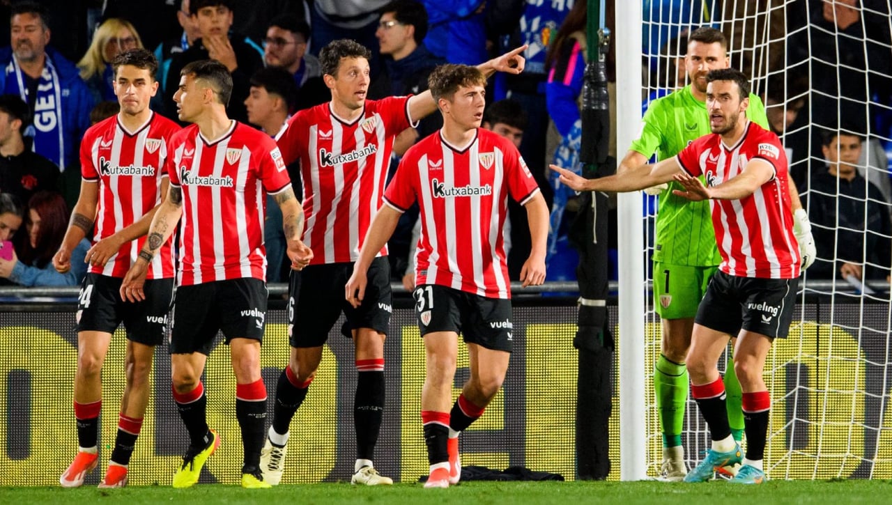 El Athletic Club resuelve el problema de los centrales