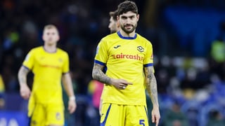 El Valencia sorprende y negocia con el Celta de Vigo la cesión de Unai Núñez