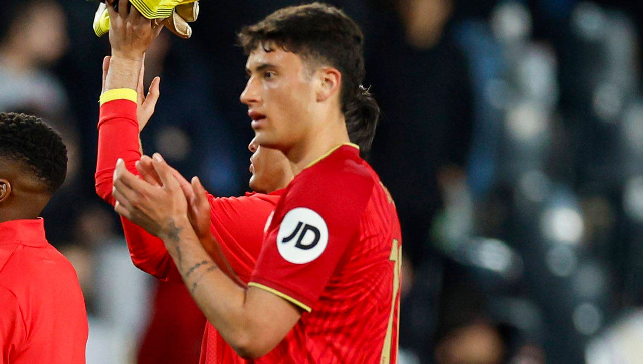 Quique sentencia a Alejo Véliz en el Sevilla