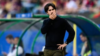 Se ceban con el entrenador del Barça Femenino