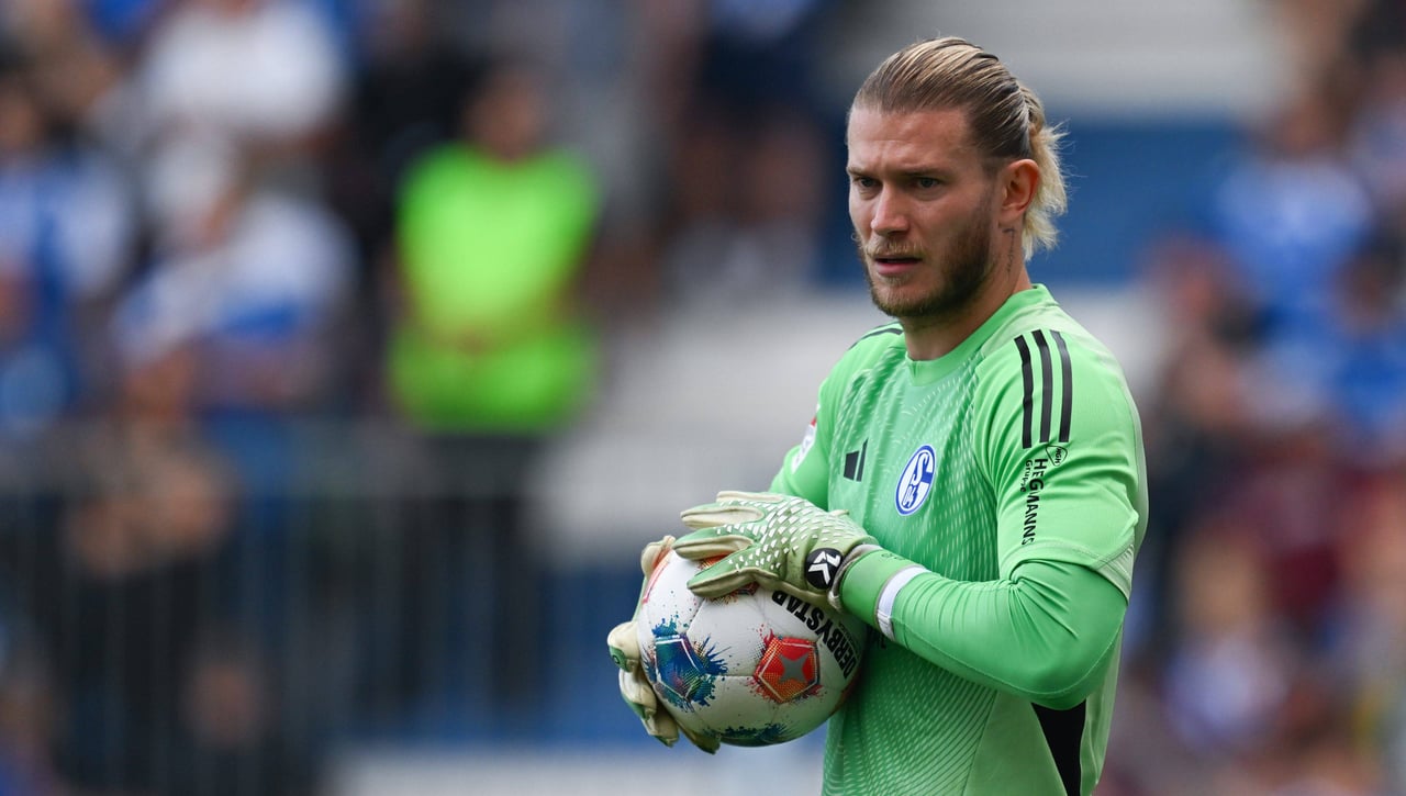 Karius, del infierno en el Liverpool al cielo en el Schalke: "Hace paradas imposibles y casi no comete errores"