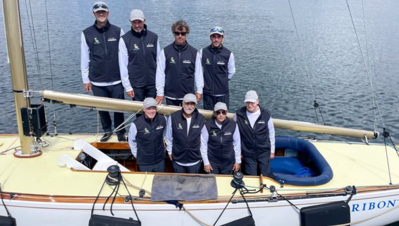 El Rey Juan Carlos aumenta sus conquistas acuáticas gracias al 'Bribón'