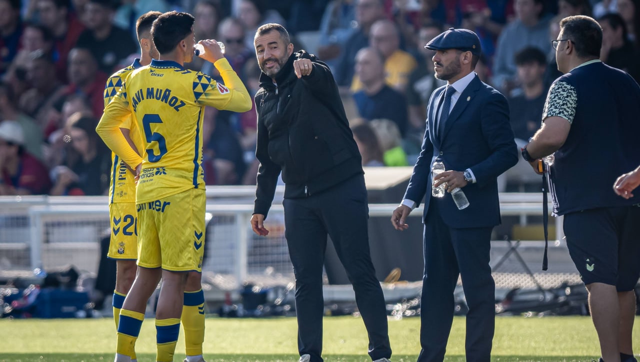 Diego Martínez abandona la sala al ser preguntado por su futuro