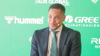 Vitor Roque ilusiona al Betis con sus planes de futuro