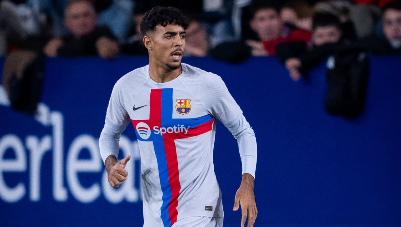 Los detalles del contrato de Chadi Riad, que llega al Betis traspasado