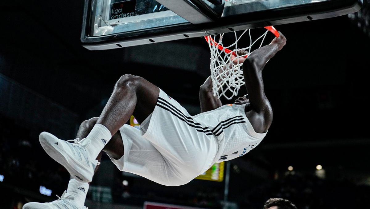 Anadolu Efes - Real Madrid, resultado y resumen en directo del partido de Euroliga 2024-2025 