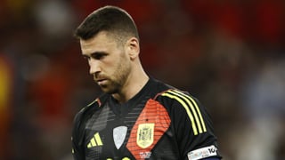 Unai Simón matiza las palabras de Luis de la Fuente