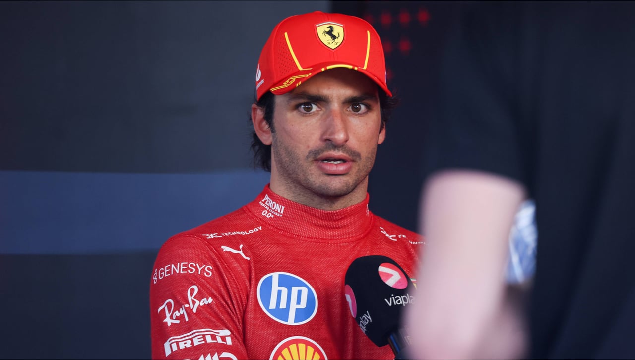 Carlos Sainz señala a Ferrari ante el resto de escuderías