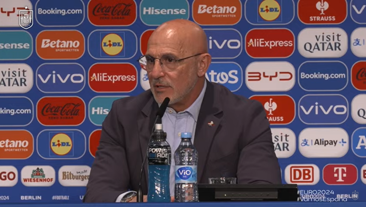 De la Fuente coloca a Fabián como jugador de talla mundial: "Si no se llamara Fabián, hablaríais más de él"