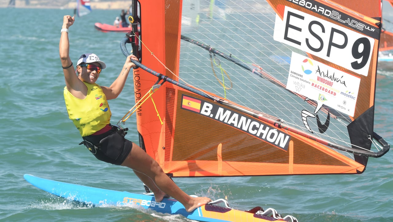 Pleno español en el Mundial de Raceboard de Cádiz