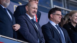 La RFEF arropa al arbitraje nacional antes de la Supercopa de España