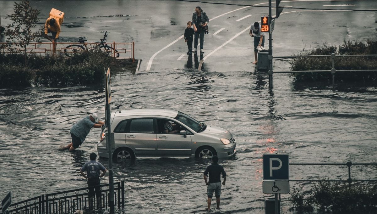 Grandes inundaciones en España por las lluvias de la borrasca Aline: Última hora en Madrid, Sevilla, Huelva, Cáceres...