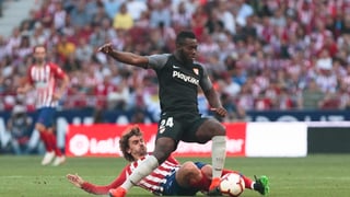 Qué pasó con... Joris Gnagnon: un futbolista peleado con la báscula, amante del pollo asado y despedido por el Sevilla